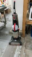 BISSELL &ldquo;POWERFORCE UPRIGHT BAGLESS VACUUM