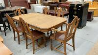 ANTIQUE DINING ROOM TABLE W/ (6) CHAIRS