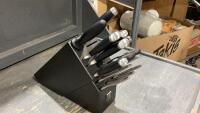 HENCKELS KNIFE BLOCK + KNIVES