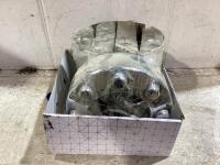 (4) HUB CAPS