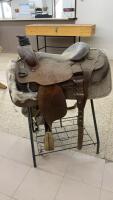 LONGHORN WESTERN SADDLE - 16&rdquo; W/ SADDLE PAD AND FOLDING STAND