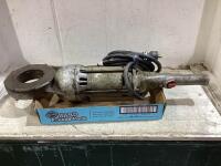 RIDGID HAND-HELD CORDED PIPE THREADER MODEL-700