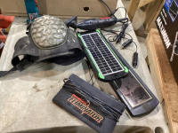 ELECTRICIAN POUCH,TOOLBAG,SOLAR CHARGING PANELS