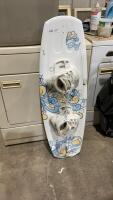 STAR III LIQUID FORCE WAKEBOARD W/ MICRO SWITCH BOOTS