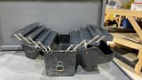BLACKHAWK 8 TACKLE BOX