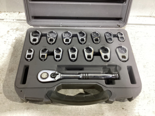 MAXUM TOOL SET 90* BOXEND SOCKETS. SAE + METRIC