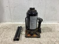 HYDRAULIC JACK 12-TONS W/ HANDLE