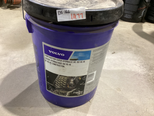 VOLVO HYDRAULIC OIL. FULL PAIL