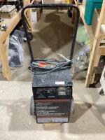 HEAVY-DUTY CHARGER