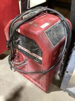 LINCOLN ELETRIC ACZ/DC ARC WELDER