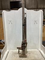 JACKALL 48"