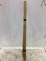 (2) WOODEN HANDLES 33" & 28"