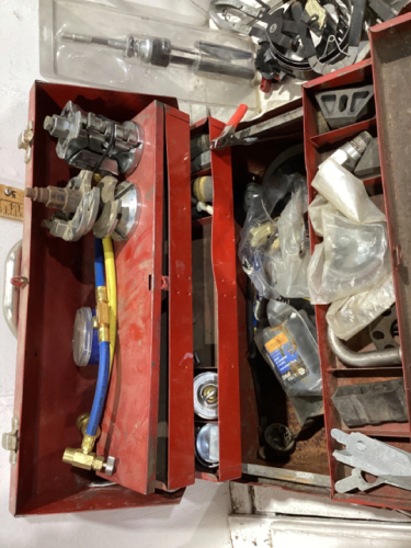 TOOLBOX W/CONTENTS