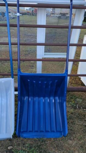 Garant Snow Shovel