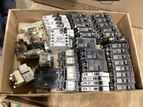 BOX OF BREAKER SWITCHES