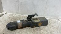 BULLDOG TRAILER HITCH - 2 5/16&rdquo; BALL