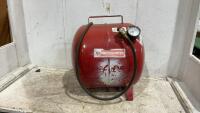 MOTOMASTER SMALL PORTABLE AIR TANK