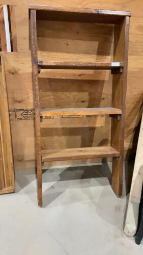 SHELF UNIT. NOT FREE STANDING