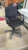 ROLLING BLACK OFFICE CHAIR