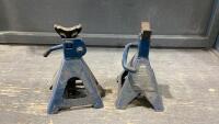 (2) BLUE AXLE STANDS