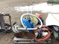 PALLET OF MISCELLANEOUS W/ MIXED WATER HOSE REELS & SPRINKLERS