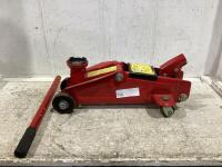 HYDRAULIC JACK 2-TON W/ HANDLE