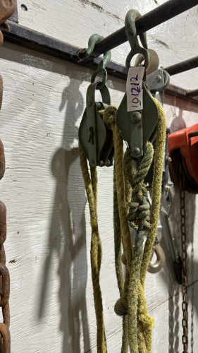 BLOCK AND TACKLE