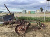 JOHN DEERE MODEL 55 3 BOTTOM PLOW