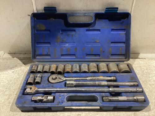 WESTWARD RATCHET/SOCKET SET - SAE
