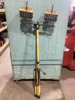 TRI-POD DOUBLE WORKLIGHT