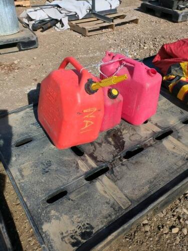 3 Jerry Cans