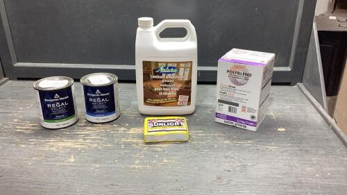 BOX W/NATURA CLEANER, GROUT, PAINT, HAND SOAP