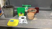 BOX W/MIRACLE GROW PLANT FOOD, PLANT POTS