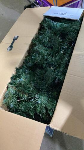 CHRISTMAS TREE 7&rsquo;