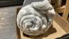 NEW SUPER SOFT PLUSH THROW - 2