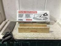 MITRE BOX W/ HAND SAW