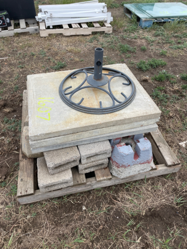 Concrete blocks patio blocks, deck blocks umbrella stand