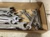 SHOP FLAT OF MIXED WRENCHES - SAE - 5