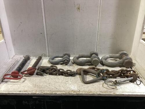 SHOP BOX W/ ANCHOR SHACKLES, CHAIN HOOKS & PINS