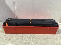 WARNING TRIANGLE FLARE KIT