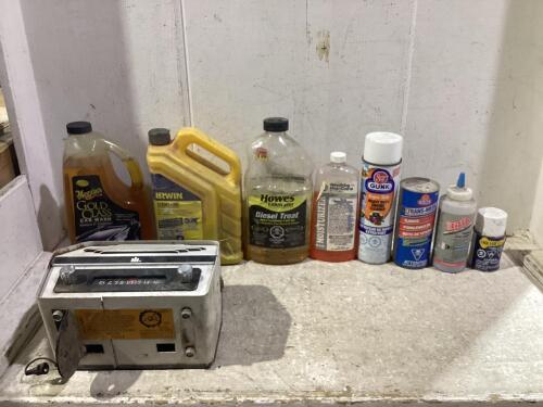 SHOP BOX W/ INTERNATIONAL HARVESTER RADIO & MIXED FLUIDS