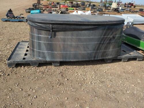 SpaBerry Hot Tub