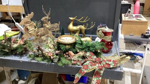 LARGE TOTE OF CHRISTMAS DECOR - DEER, CENTERPIECE