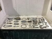 SMALL CONTAINER OF MISCELLANEOUS PARTS