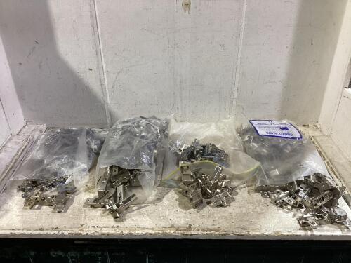 SHOP BOX OF MIXED HINGES