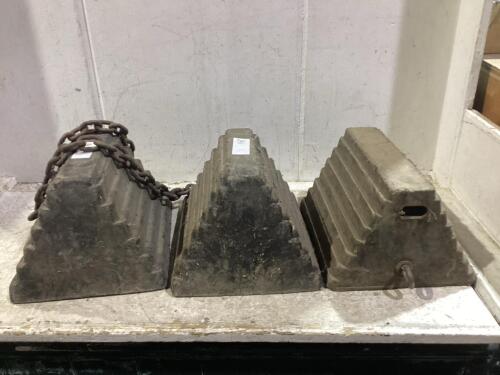 (3) CAULK BLOCKS