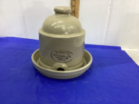 MEEDALTA POTTERIES LTD MEDICINE HAT CHICKEN WATERER