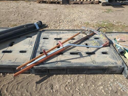 3 Hand Implements