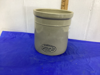 MEDALTA STONEWARE LTD CROCK