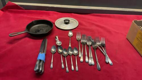 1847 ROGERS BROS SILVERPLATE CUTLERY & A SMALL WAGNER CAST PAS